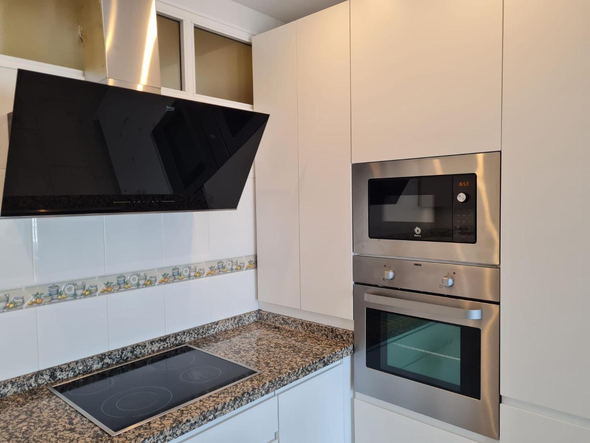 Fuengirola. Bonito Apartamento En Paseo Maritimo. Espectaculares Vistas Al Mar. Primera Linea Екстериор снимка