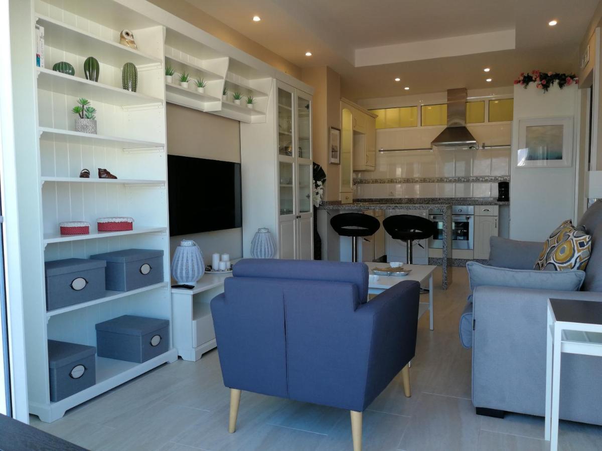 Fuengirola. Bonito Apartamento En Paseo Maritimo. Espectaculares Vistas Al Mar. Primera Linea Екстериор снимка